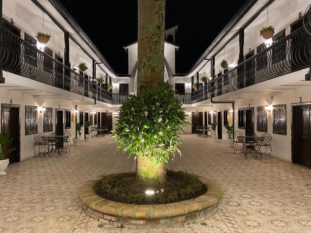 Casa Hotel Las Orquideas シルカシア エクステリア 写真