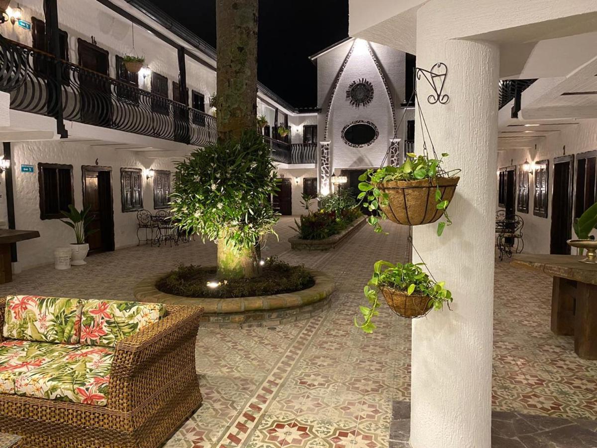 Casa Hotel Las Orquideas シルカシア エクステリア 写真