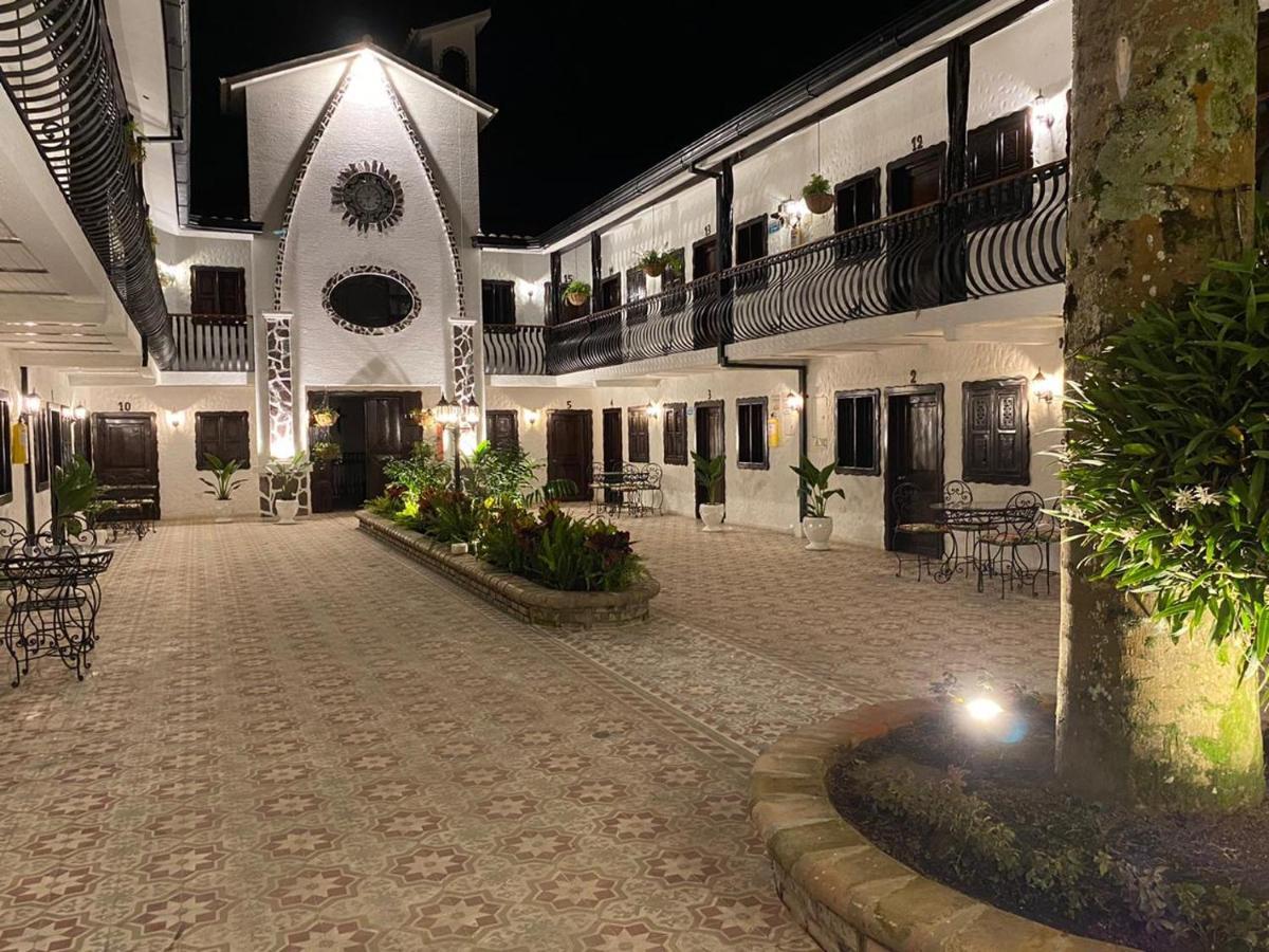 Casa Hotel Las Orquideas シルカシア エクステリア 写真