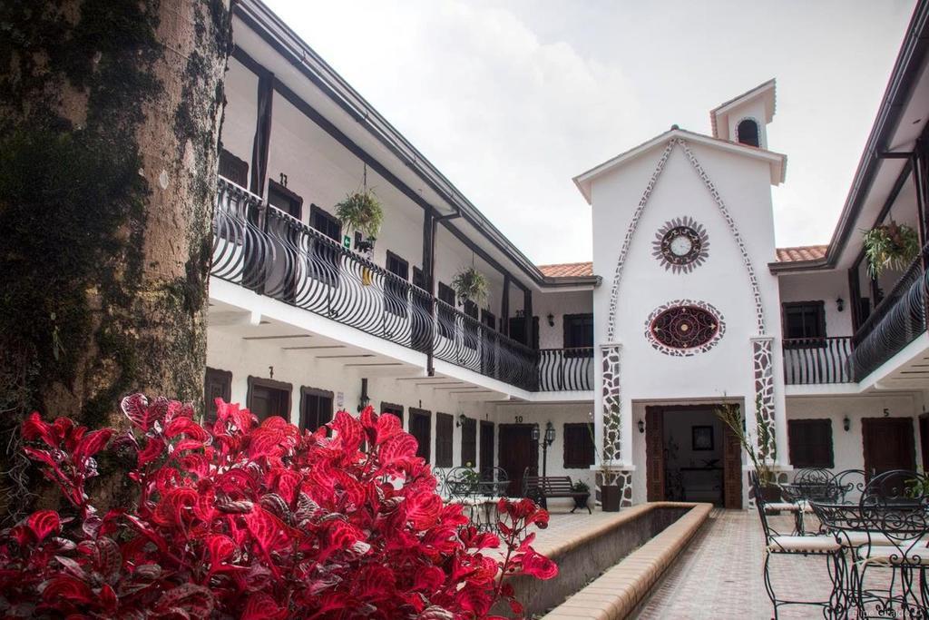 Casa Hotel Las Orquideas シルカシア エクステリア 写真
